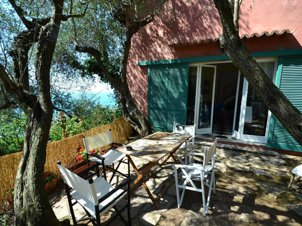 Belvilla By Oyo Villa Shakti Lerici Esterno foto